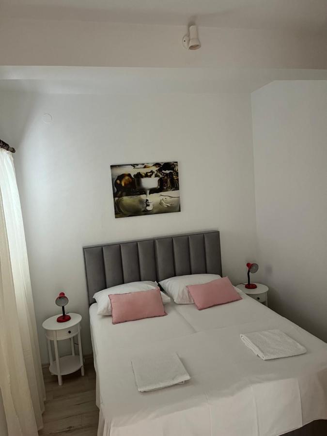 Luxury Apartments Ragusa Esterno foto