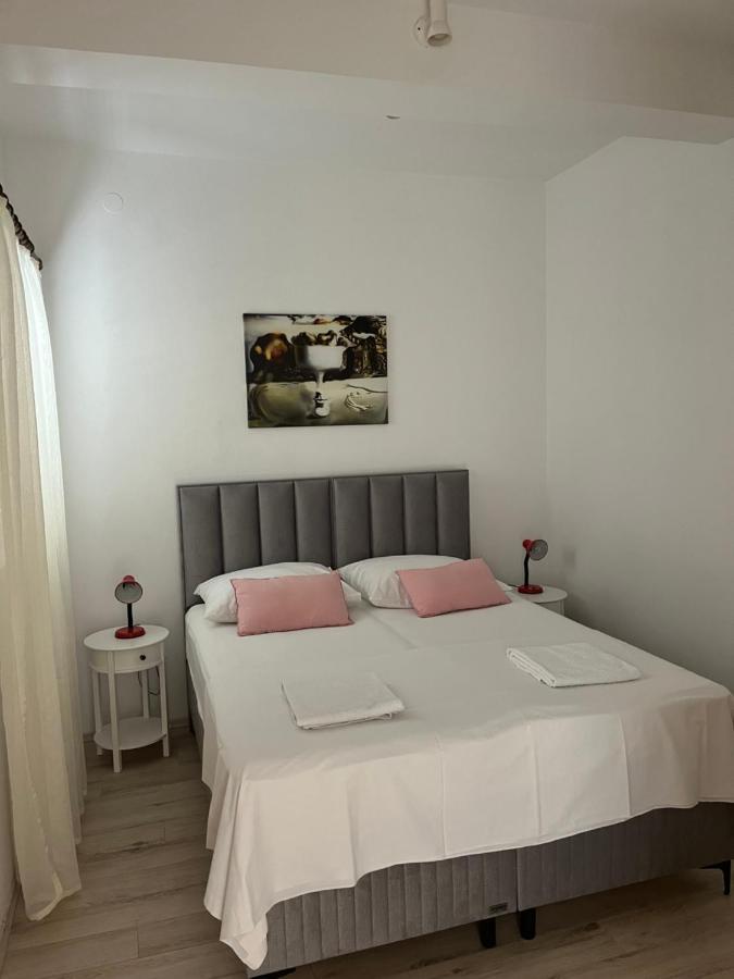 Luxury Apartments Ragusa Esterno foto