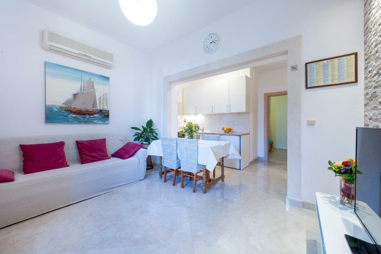 Luxury Apartments Ragusa Esterno foto