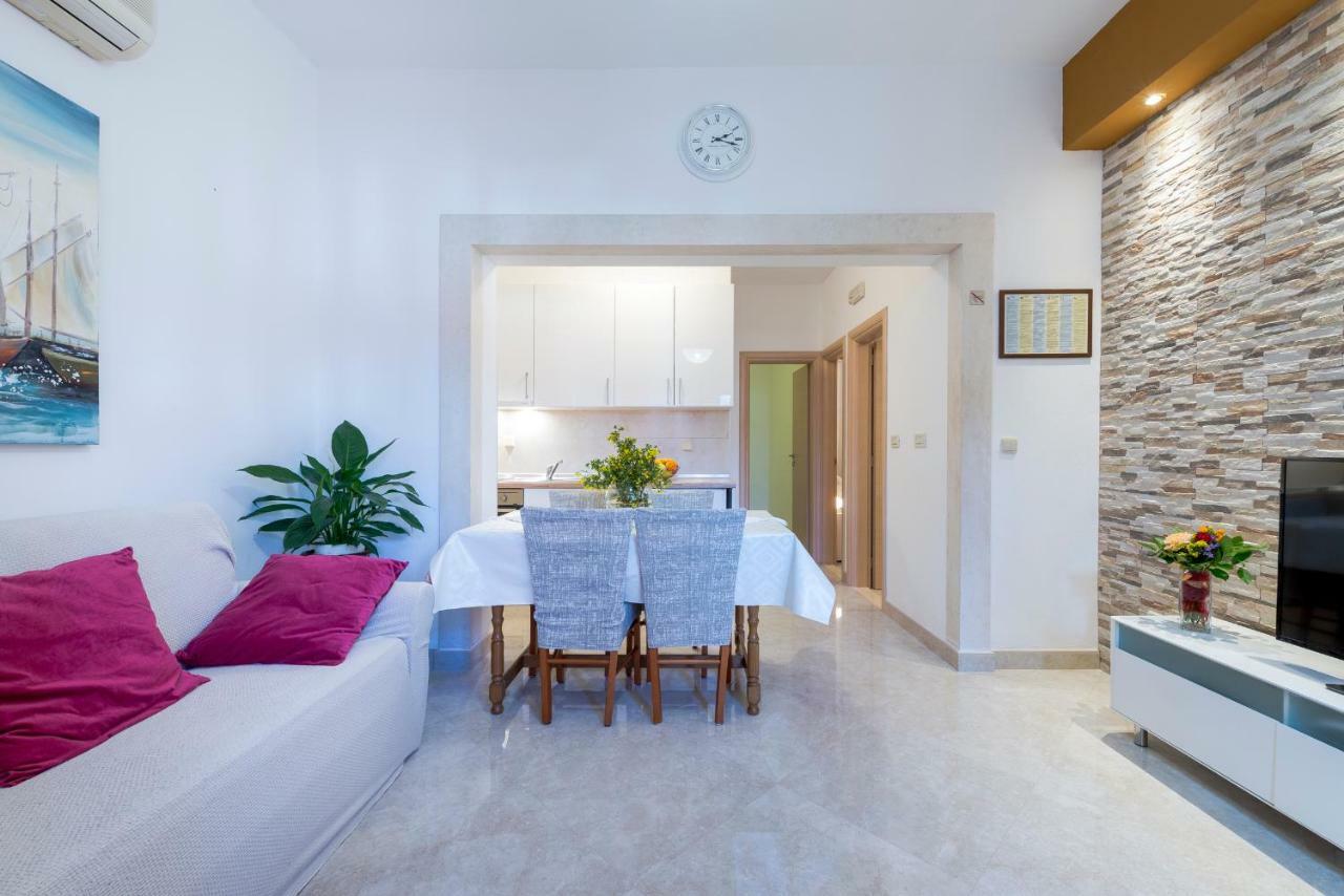 Luxury Apartments Ragusa Esterno foto