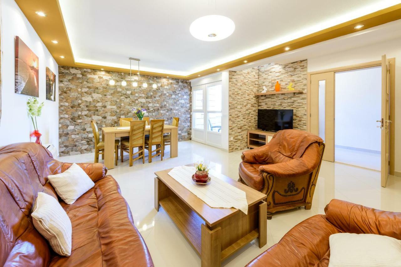 Luxury Apartments Ragusa Esterno foto